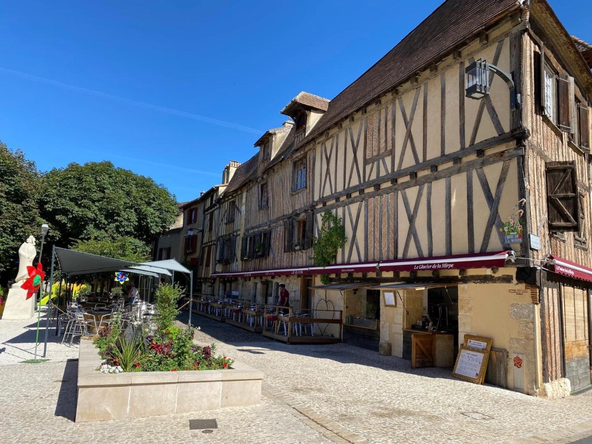 Marianne 2 Lägenhet Bergerac Exteriör bild